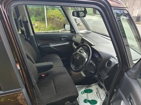 Mitsubishi eK Space Custom