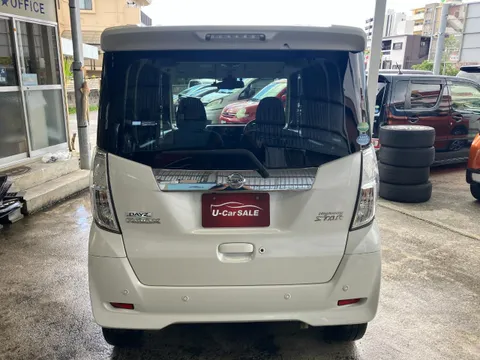 Nissan Dayz Roox
