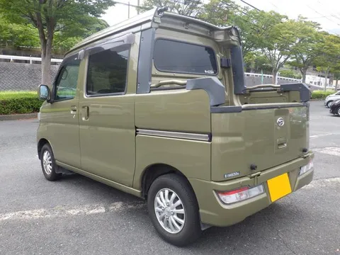 Daihatsu Hijet Cargo