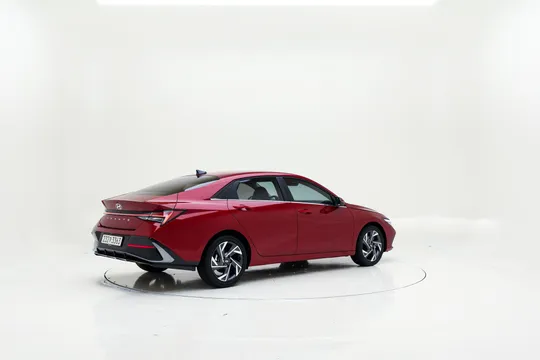 Hyundai Elantra (Avante)