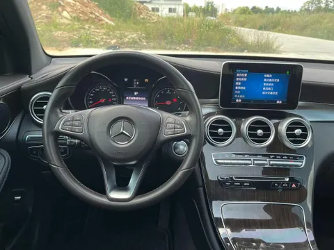 Mercedes-Benz Mercedes-Benz GLC