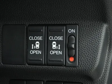 Honda Freed Plus