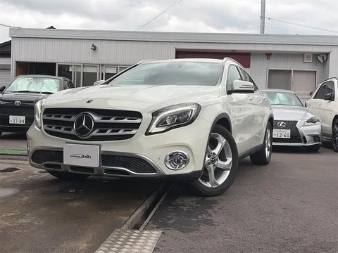 Mercedes-Benz GLA-Class