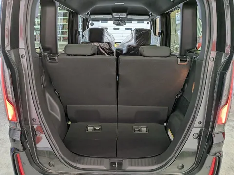 Honda N-BOX Custom