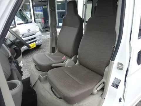 Nissan Clipper