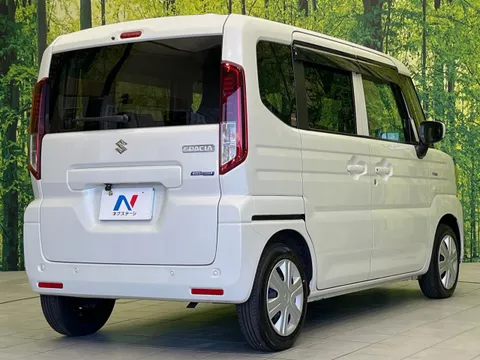 Suzuki Spacia