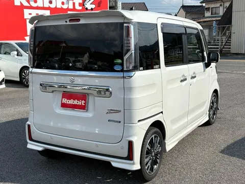 Suzuki Spacia Custom
