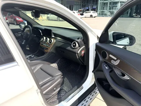 Mercedes-Benz Mercedes-Benz GLC