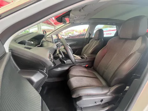 Peugeot 4008