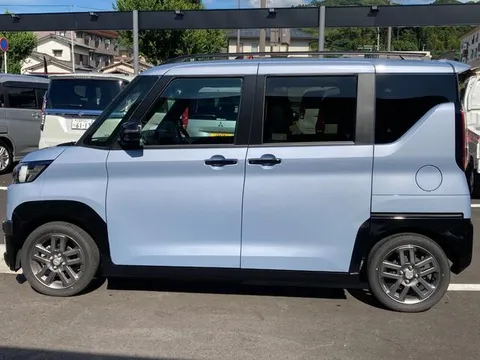 Mitsubishi Delica Mini