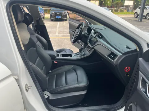 Geely Emgrand GL