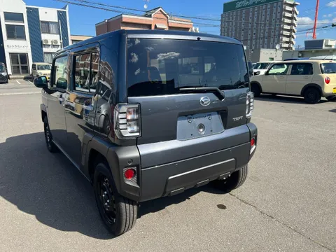 Daihatsu Taft