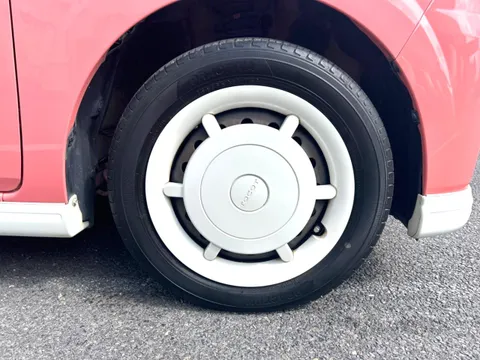 Daihatsu Mira Tocot