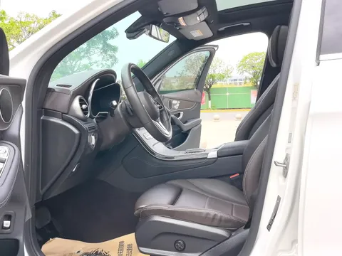 Mercedes-Benz Mercedes-Benz GLC