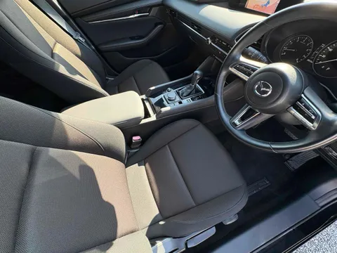 Mazda MAZDA3 Fastback