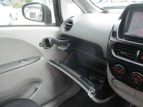 Mitsubishi I