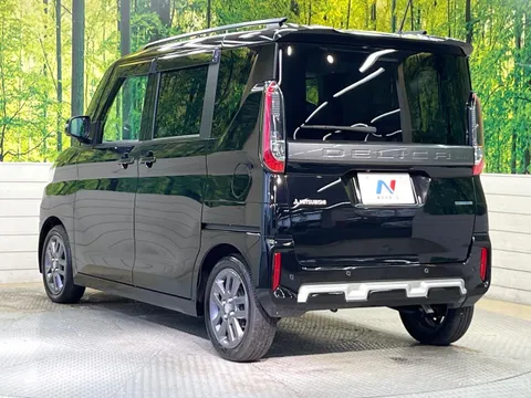 Mitsubishi Delica Mini