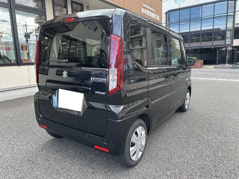 Suzuki Spacia