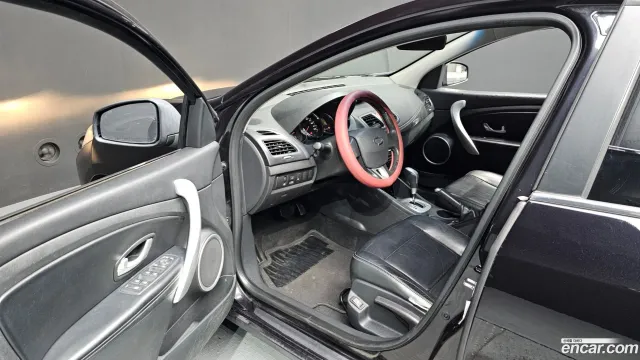 Renault SM3