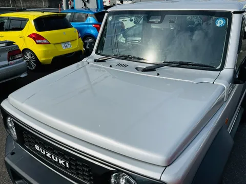 Suzuki Jimny Sierra