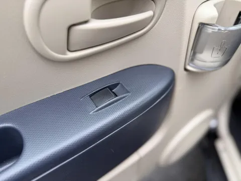 Nissan Otti