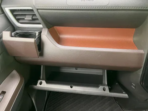 Toyota Tank