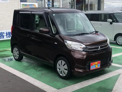 Mitsubishi eK Space