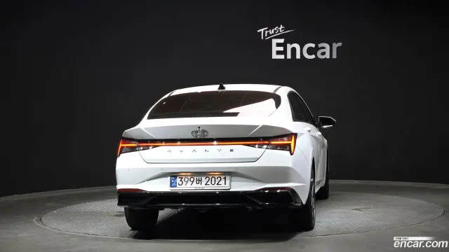 Hyundai Elantra (Avante)