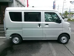 Mitsubishi Minicab Van