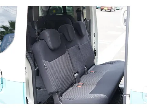 Nissan Vanette