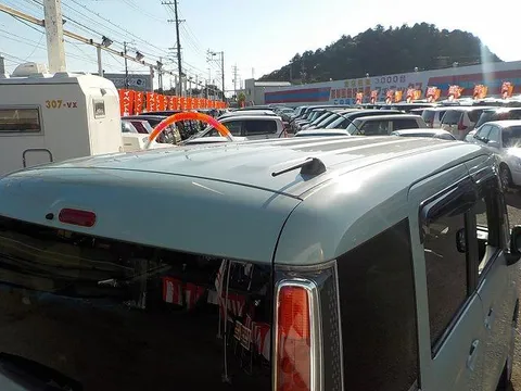 Suzuki Spacia