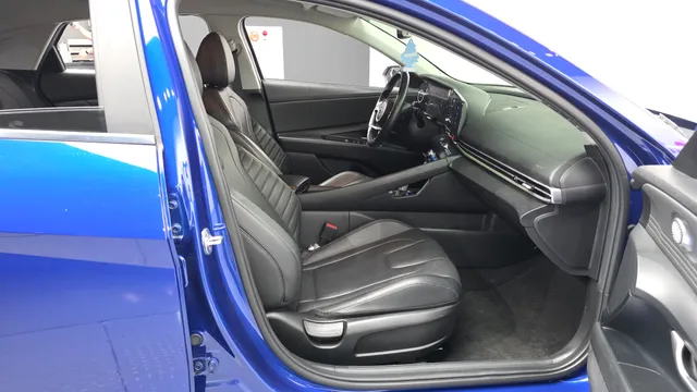 Hyundai Elantra (Avante)