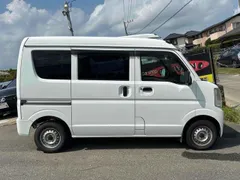 Mitsubishi Minicab Van