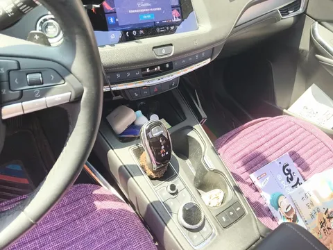 Cadillac XT4