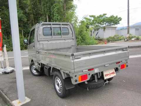 Nissan Clipper Truck