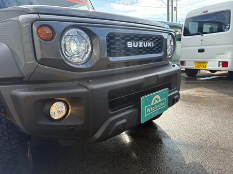 Suzuki Jimny Sierra