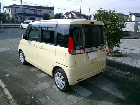 Suzuki Spacia