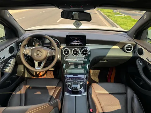 Mercedes-Benz Mercedes-Benz GLC