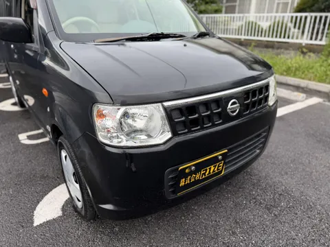 Nissan Otti