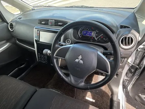 Mitsubishi eK Custom