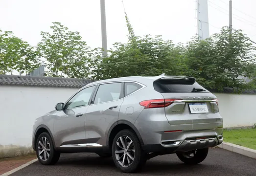 Haval F7