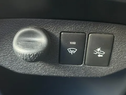 Toyota Yaris (Vitz)