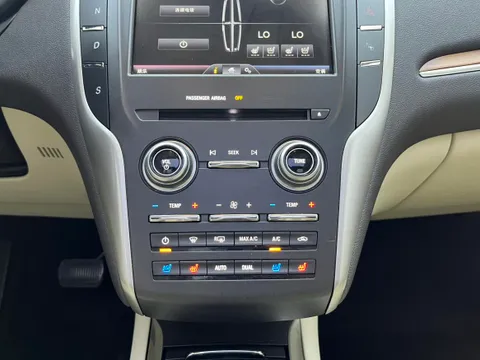 Lincoln MKC