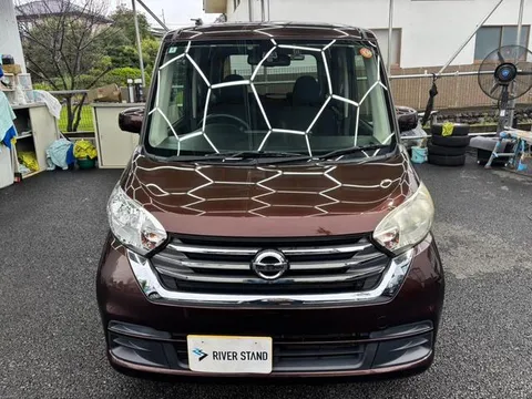 Nissan Dayz Roox