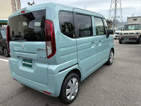 Suzuki Spacia