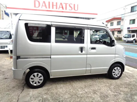Nissan Clipper