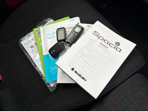 Suzuki Spacia