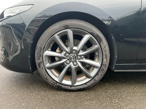 Mazda MAZDA3 Fastback