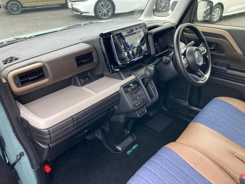 Suzuki Spacia