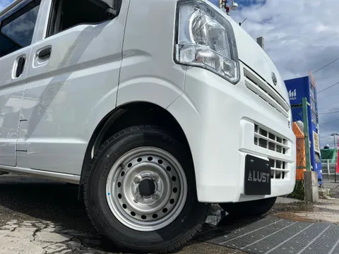 Nissan Clipper